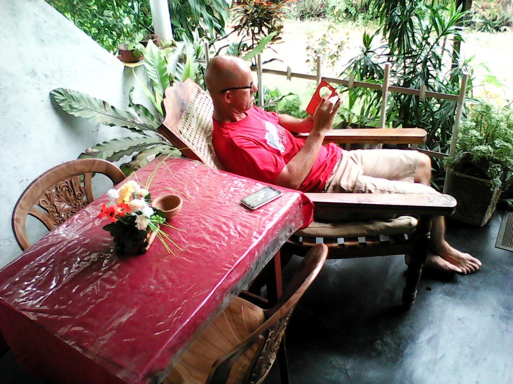 Lotus Inn Tourist Resort Dambulla Bagian luar foto