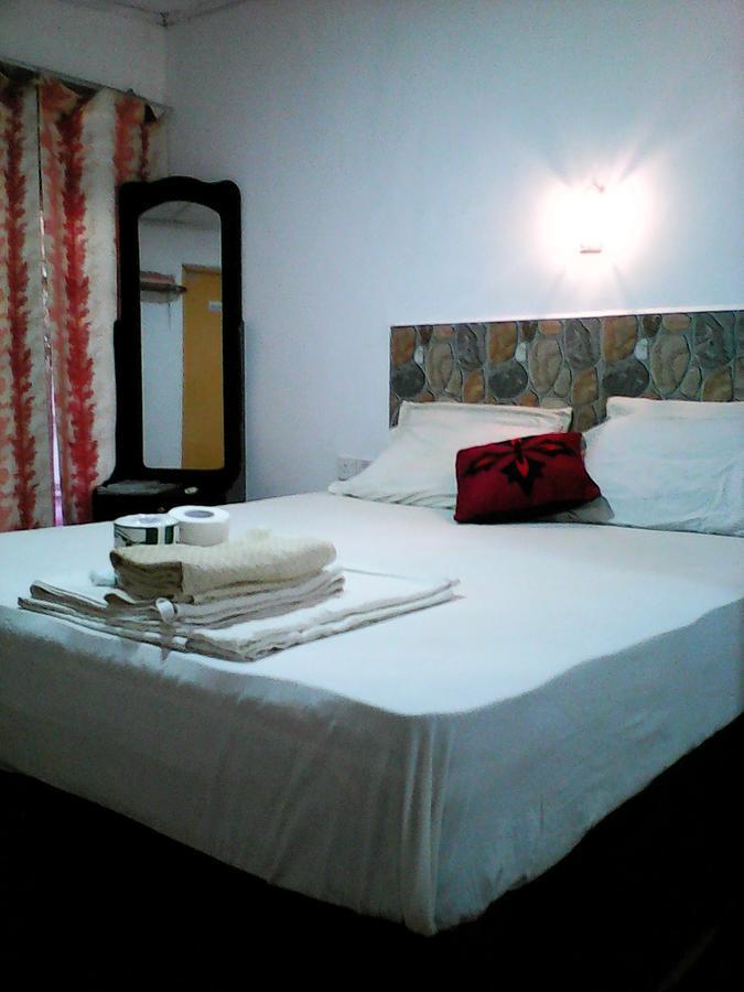 Lotus Inn Tourist Resort Dambulla Bagian luar foto