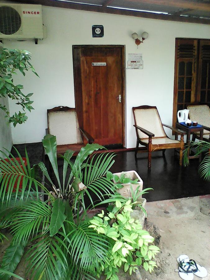 Lotus Inn Tourist Resort Dambulla Bagian luar foto