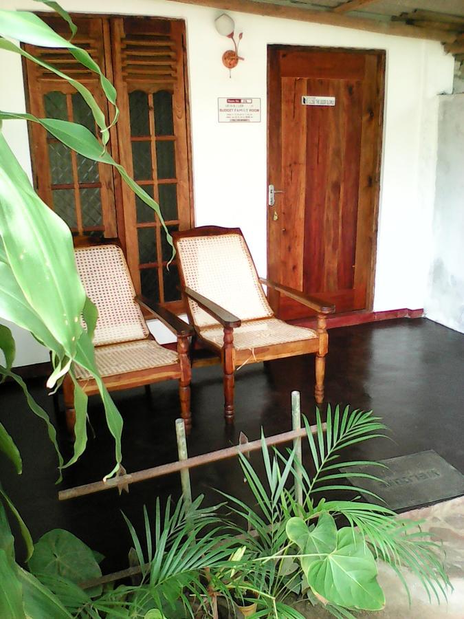 Lotus Inn Tourist Resort Dambulla Bagian luar foto