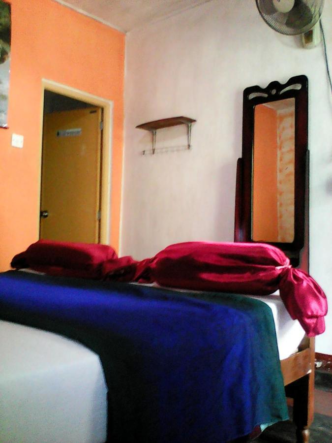 Lotus Inn Tourist Resort Dambulla Bagian luar foto