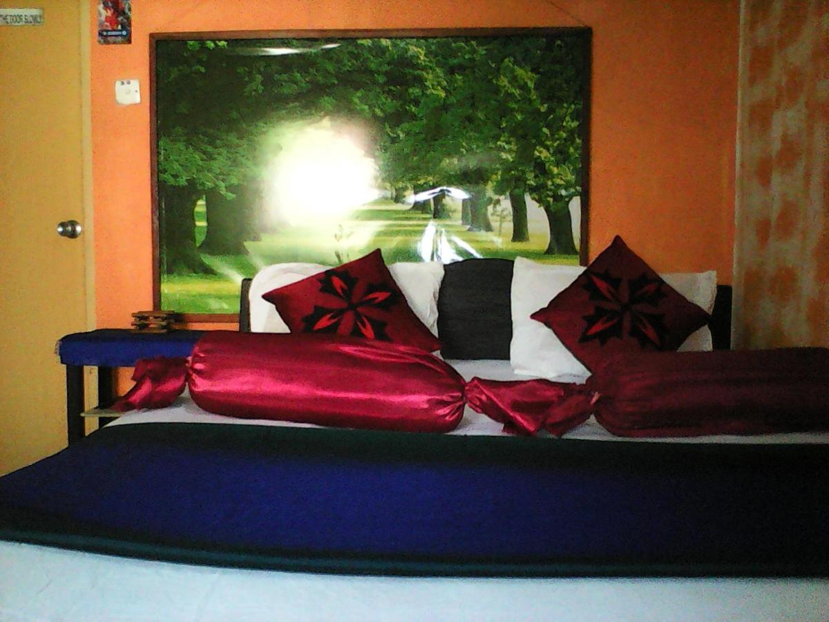 Lotus Inn Tourist Resort Dambulla Bagian luar foto