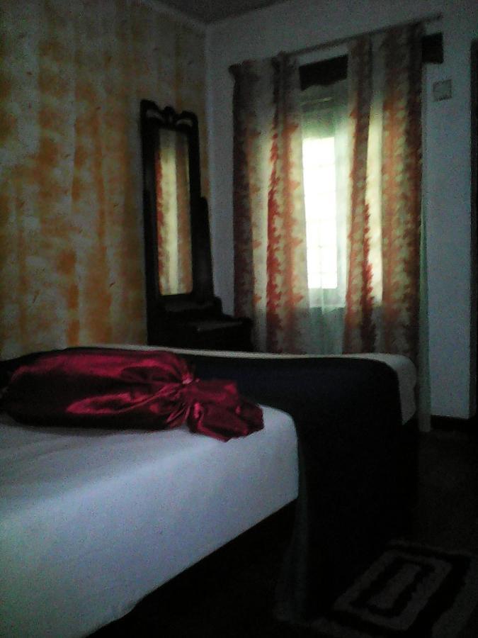 Lotus Inn Tourist Resort Dambulla Bagian luar foto
