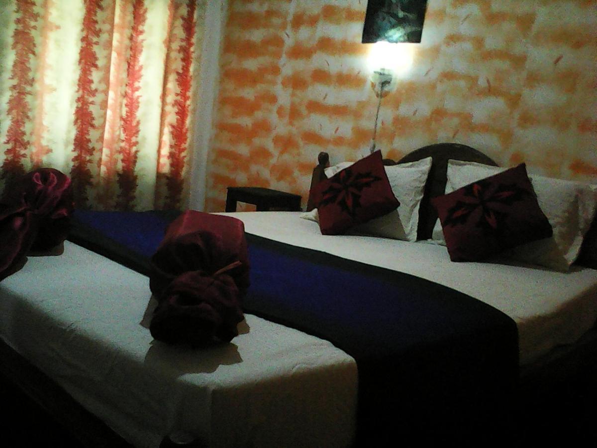 Lotus Inn Tourist Resort Dambulla Bagian luar foto
