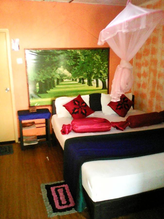 Lotus Inn Tourist Resort Dambulla Bagian luar foto