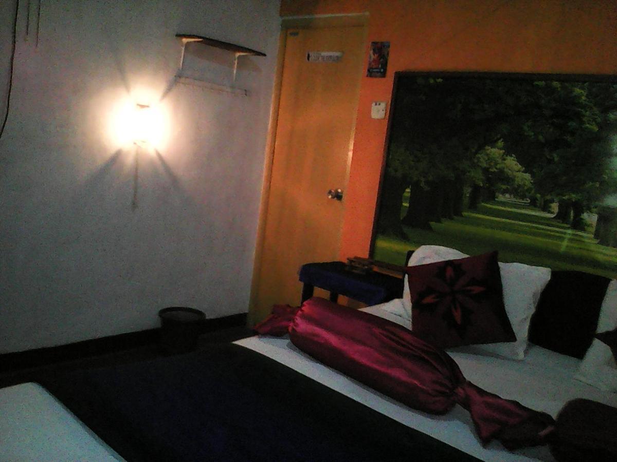 Lotus Inn Tourist Resort Dambulla Bagian luar foto